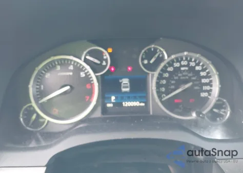 2014 Toyota Tundra Sr 5.7L V8 z USA, uszkodzony, nr VIN 5TFUY5F1XEX339094